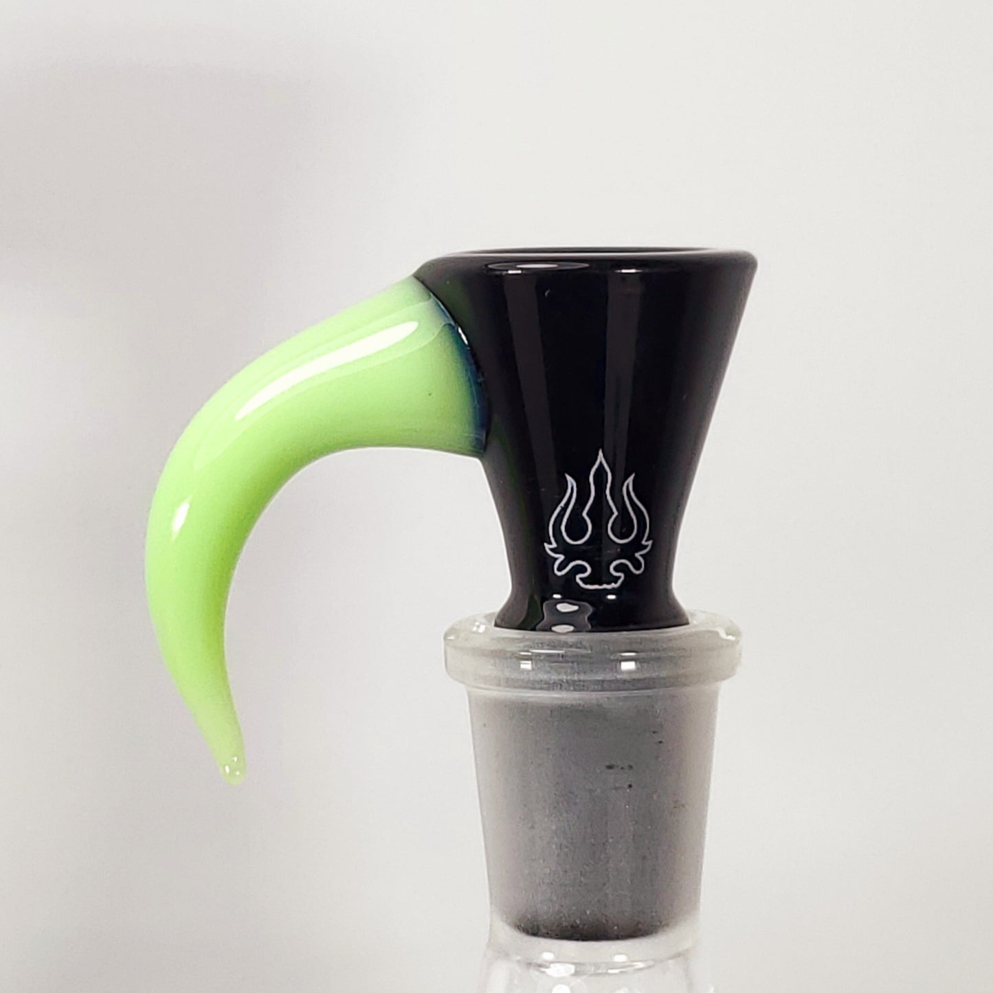 Hydros Horn Glass Bowl - 14mm - Black with Green Horn